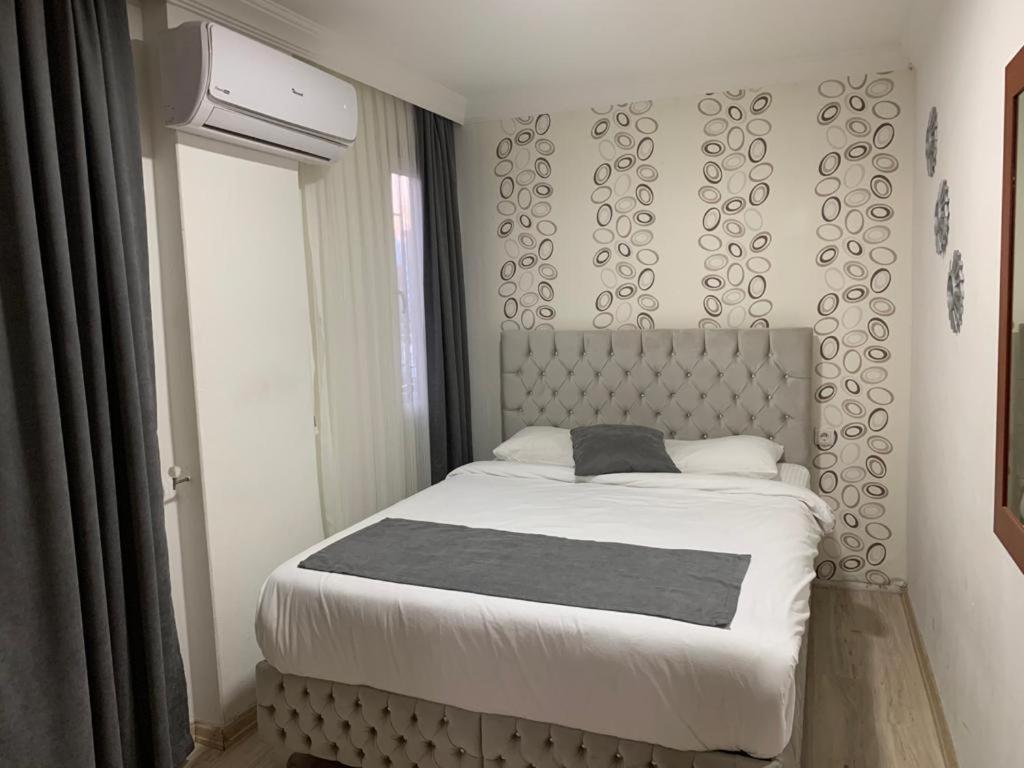 Hotelamsterdam Кушадасъ Екстериор снимка